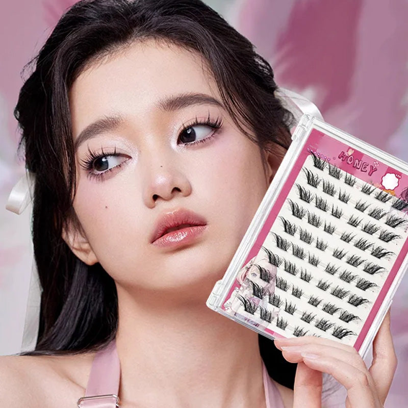 Self-Adhesive Fox-Eye Winged False Eyelashes