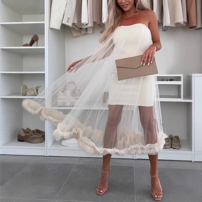 Trägerloses Damen-Kleid mit Tüll-Schicht und Rüschenbesatz