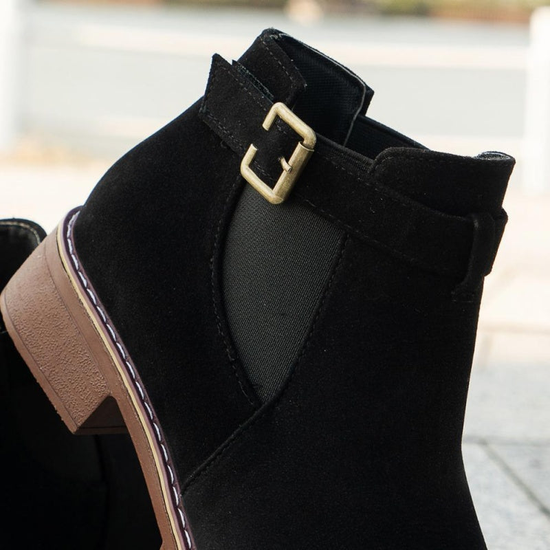 Solide elastische Stiefeletten mit niedrigem Absatz für Damen