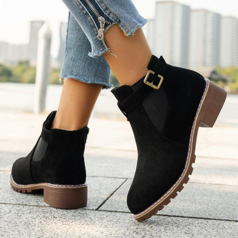 Solide elastische Stiefeletten mit niedrigem Absatz für Damen