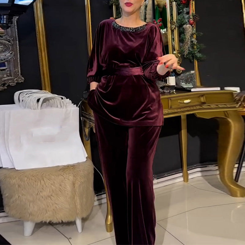 Rundhals-Top mit Strasssteinen & Hose mit weitem Bein – 2-teiliger Set
