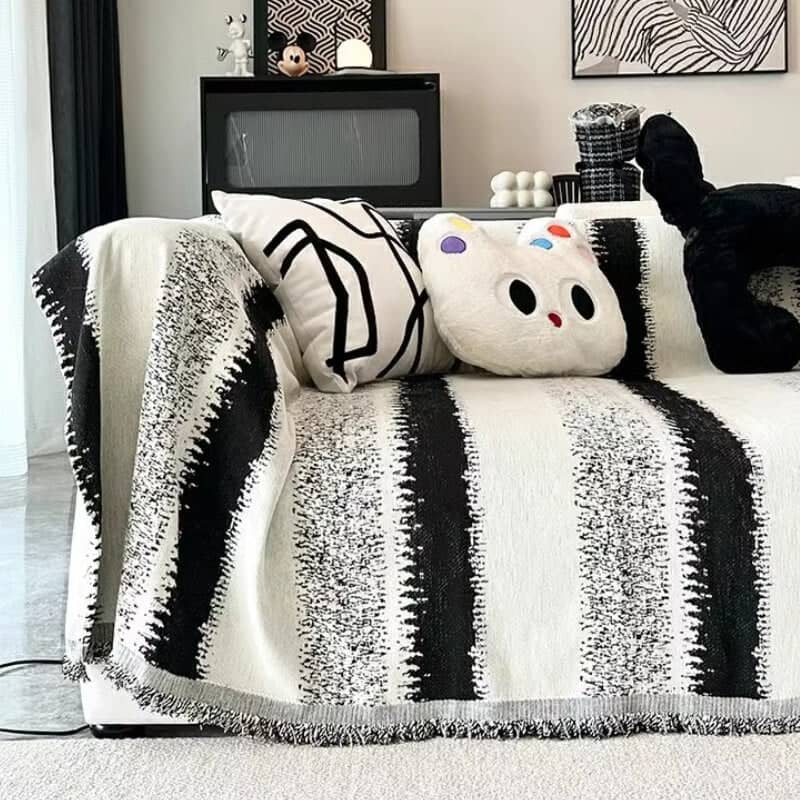 🛋️ Weicher gestreifter Chenille-Sofaüberwurf – Atmungsaktiv & Stilvoll für jede Jahreszeit 🌤️