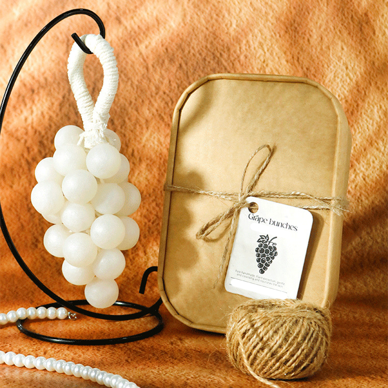 🎄 Handgemachte Trauben- & Erdbeer-Seife – Perfektes Weihnachtsgeschenk 🎁