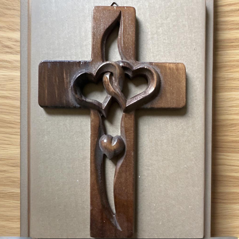✨🎅Weihnachtsangebote – Nur für kurze Zeit!⏰Holzkreuz mit verschlungenen Herzen ✝️ Einzigartiges, handgeschnitztes Hochzeitsgeschenk mit verschlungenen Herzen und spiritueller Bedeutung! ❤️