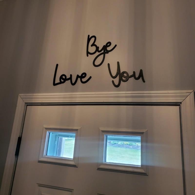 ✨ 50 % Rabatt – Boho-Wanddekor aus Holz – „LOVE YOU BYE“-Schriftzug, rustikaler Stil & vielseitig für Zuhause 🌿
