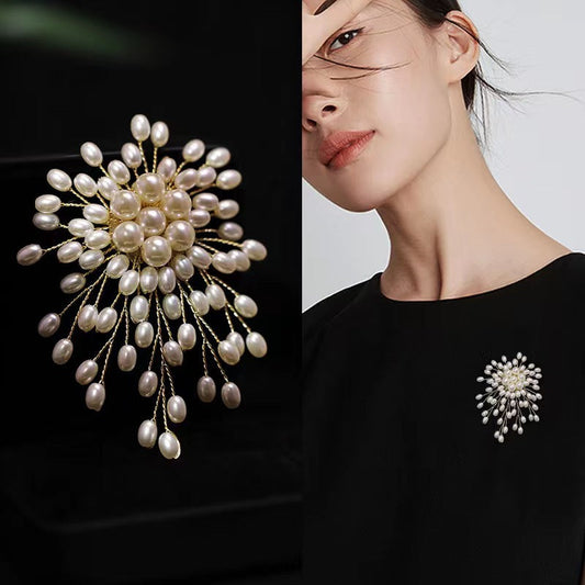 Women's High-end Exquisite Handmade Pearl Brooch