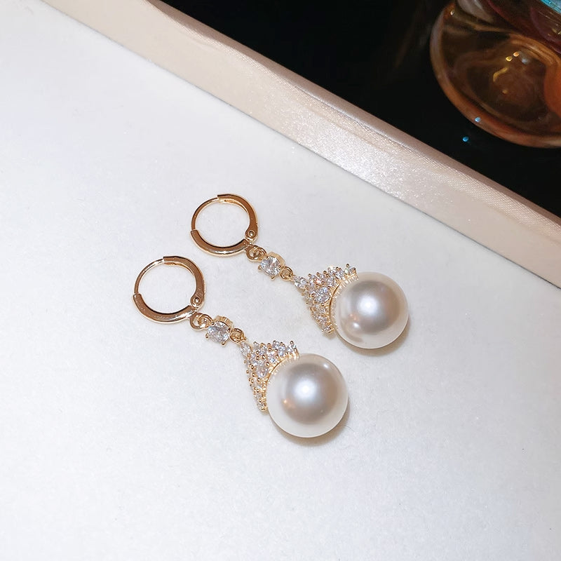 🔥Heißer Verkauf 50% OFF🔥Vintage Elegante Zirkonia Imitation Perlenkette & Ohrringe