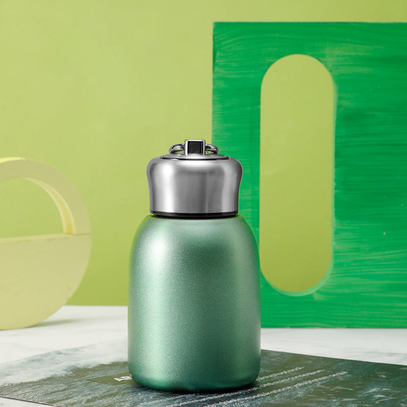 50% RABATT! 🍶 Mini-Thermosflasche mit Tragering – tragbar für Outdoor, Auto & unterwegs