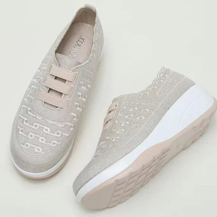 Bequeme Slip-On-Schuhe aus elastischem Mesh mit runder Zehenpartie für Damen