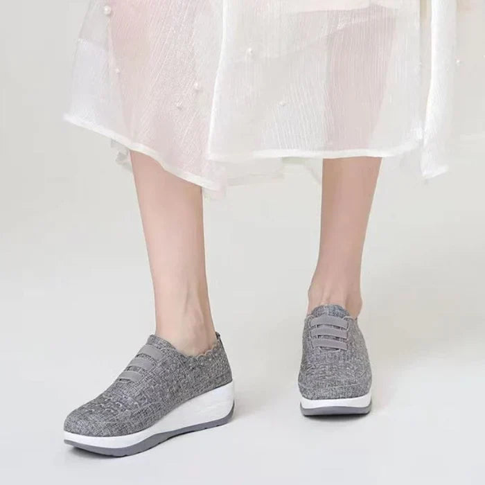 Bequeme Slip-On-Schuhe aus elastischem Mesh mit runder Zehenpartie für Damen
