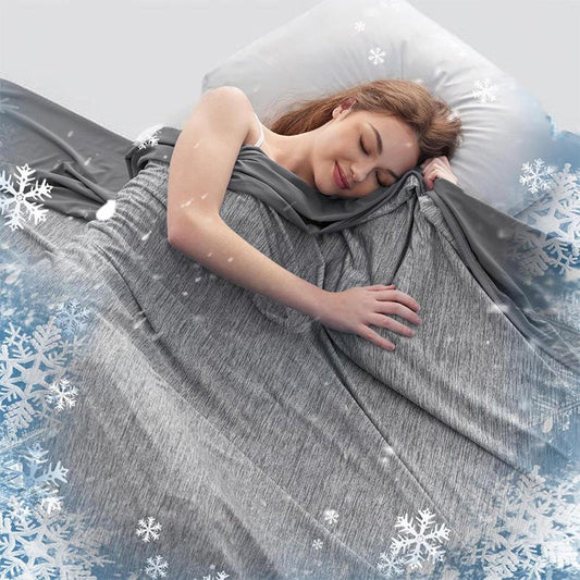 ⏰ 50 % RABATT – Nur für kurze Zeit ✨❄️ Leichte Kühldecke für den Sommer – kühlende, atmungsaktive Sommerdecke, leicht & waschbar, ideal für heiße Nächte und Sofa 🛏️