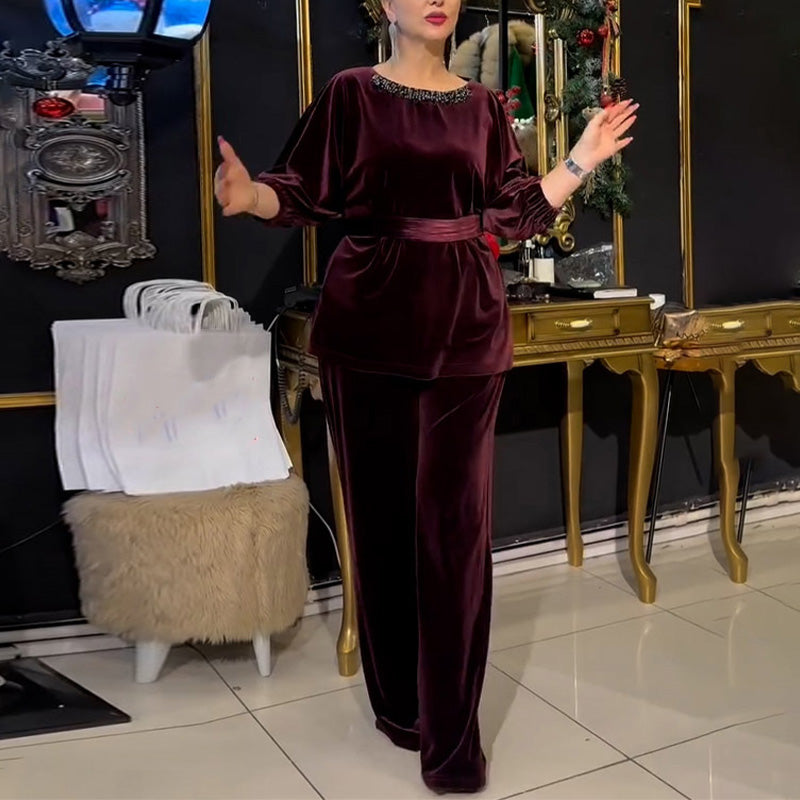 Rundhals-Top mit Strasssteinen & Hose mit weitem Bein – 2-teiliger Set