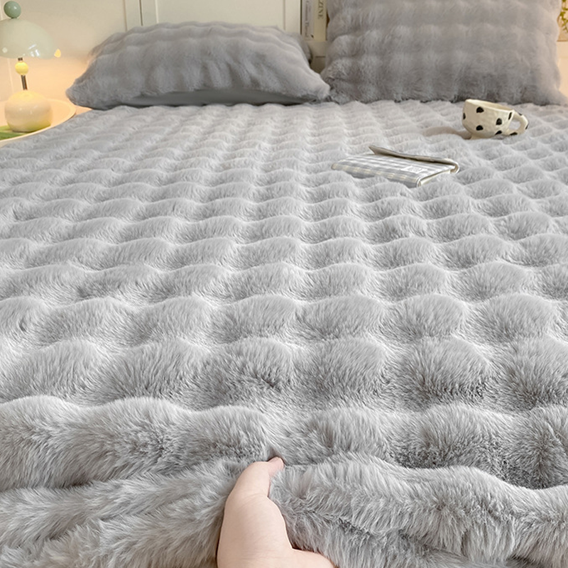 ☁️🛏️ Flauschiger Matratzenbezug – Warmer Spannbettlaken-Schoner für gemütliches Schlafen im Schlafzimmer