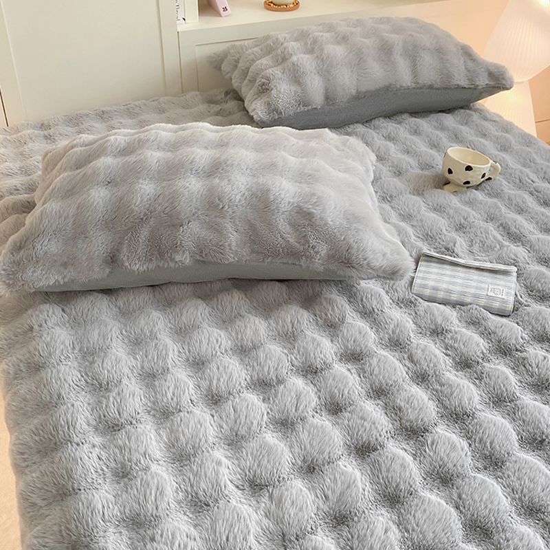 ☁️🛏️ Flauschiger Matratzenbezug – Warmer Spannbettlaken-Schoner für gemütliches Schlafen im Schlafzimmer