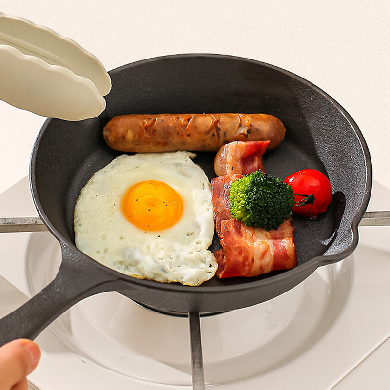 🔥Heißer Sale & 50 % Rabatt🔥Eiserne Gusspfanne ohne Beschichtung – perfekt für Steaks & Bratgerichte – robust, hitzebeständig & vielseitig