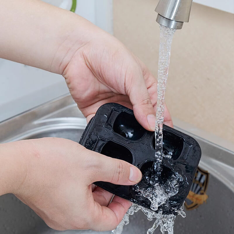 Schädel-Eiswürfelform aus Silikon – kreative Eismaschine für Cocktails & Partys – flexibel, wiederverwendbar & leicht zu reinigen🧊🎉