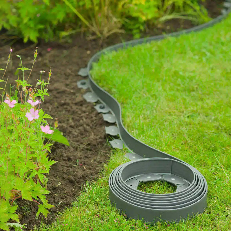 🌿🏡 Schwarze Rasenkante aus PE-Kunststoff – Flexible Gartenbegrenzung für Rasen, Beete und Wege