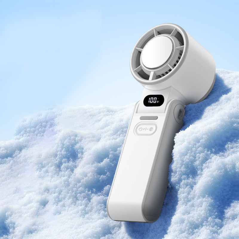 Tragbarer 3-in-1-Kühlventilator mit Digitalanzeige – kühlt, befeuchtet & beleuchtet – ideal für Reisen, Büro & warme Tage🌀💧
