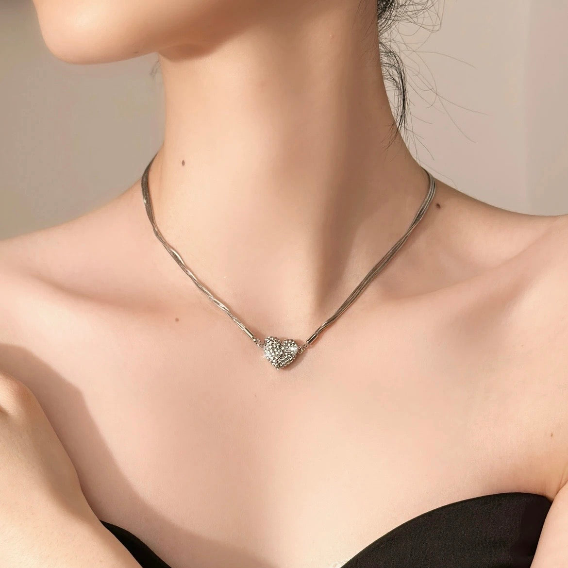 ❤️ 50 % Rabatt! ✨Elegante Herz Halskette mit Zirkonia – Minimalistischer Damen Schmuck mit Magnetverschluss
