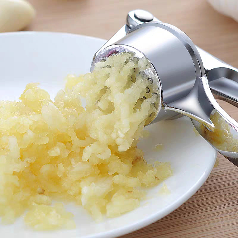 🧄 Manueller Knoblauch- und Ingwerzerkleinerer aus Edelstahl – Zerkleinert Knoblauch & Ingwer schnell und mühelos