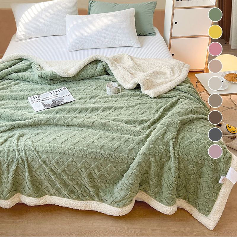 🛋️ Flauschige Flanelldecke – Weiche Kuscheldecke für Sofa, Bett und gemütliche Nickerchen