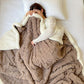 🛋️ Flauschige Flanelldecke – Weiche Kuscheldecke für Sofa, Bett und gemütliche Nickerchen
