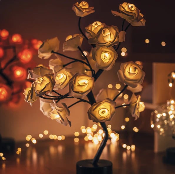 🔥 50% RABATT! 🌹 LED Rosenbaum Lampe – Romantische Blumenleuchte mit USB-Anschluss & Schalter