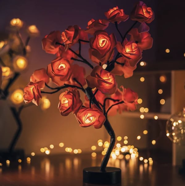 🔥 50% RABATT! 🌹 LED Rosenbaum Lampe – Romantische Blumenleuchte mit USB-Anschluss & Schalter
