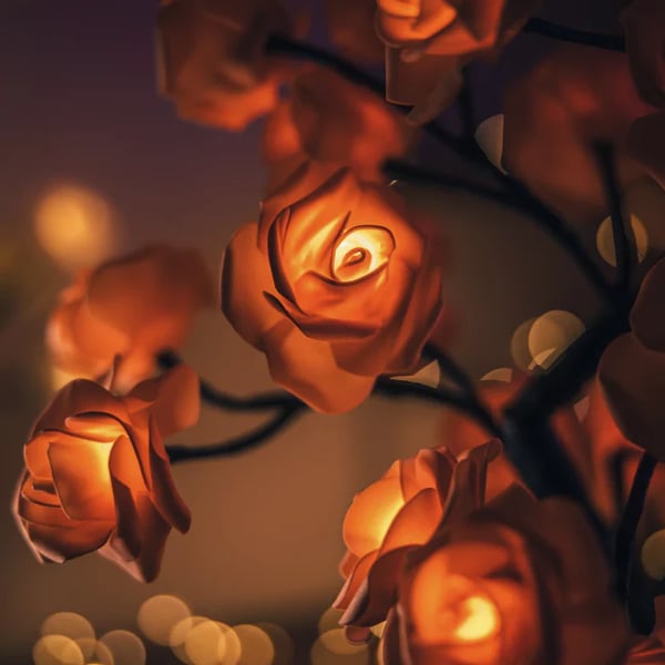 🔥 50% RABATT! 🌹 LED Rosenbaum Lampe – Romantische Blumenleuchte mit USB-Anschluss & Schalter